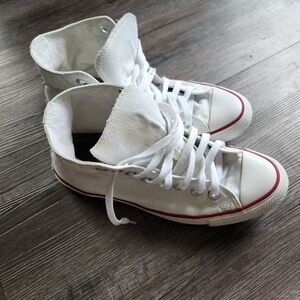 Converse women's 9 & men's 7